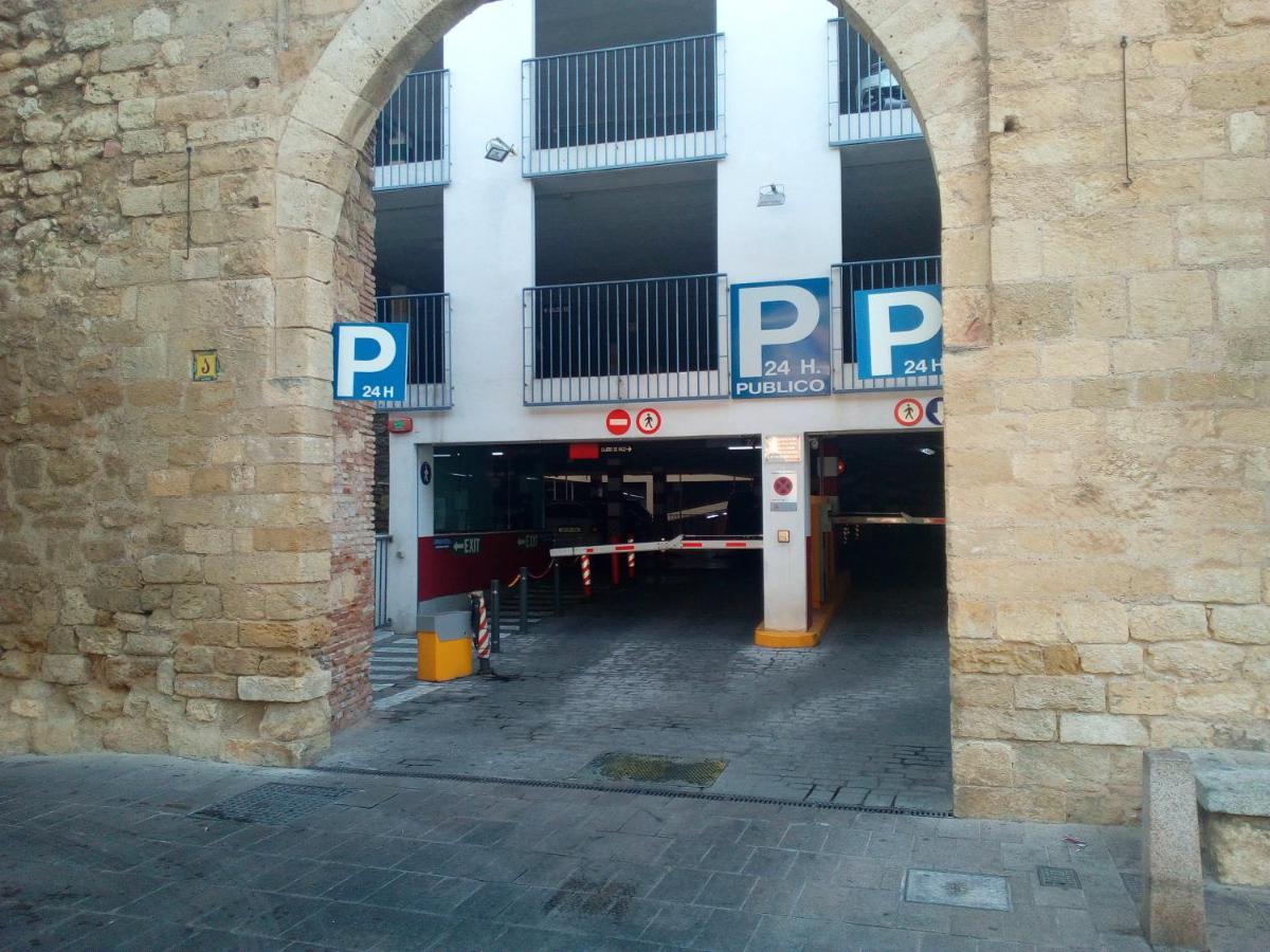 Beside The Roman Wall Apartment Cordoba Exterior photo