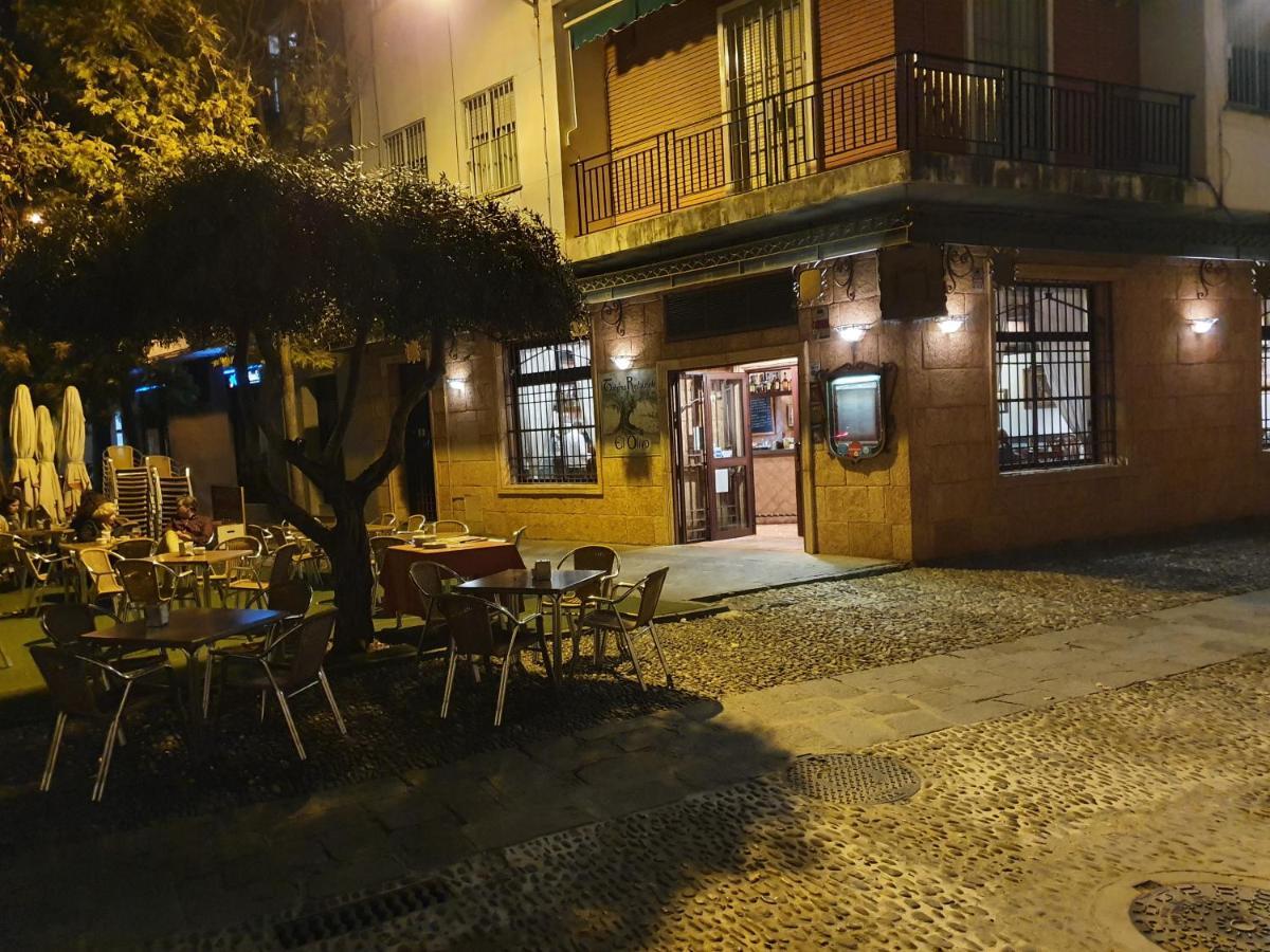 Beside The Roman Wall Apartment Cordoba Exterior photo